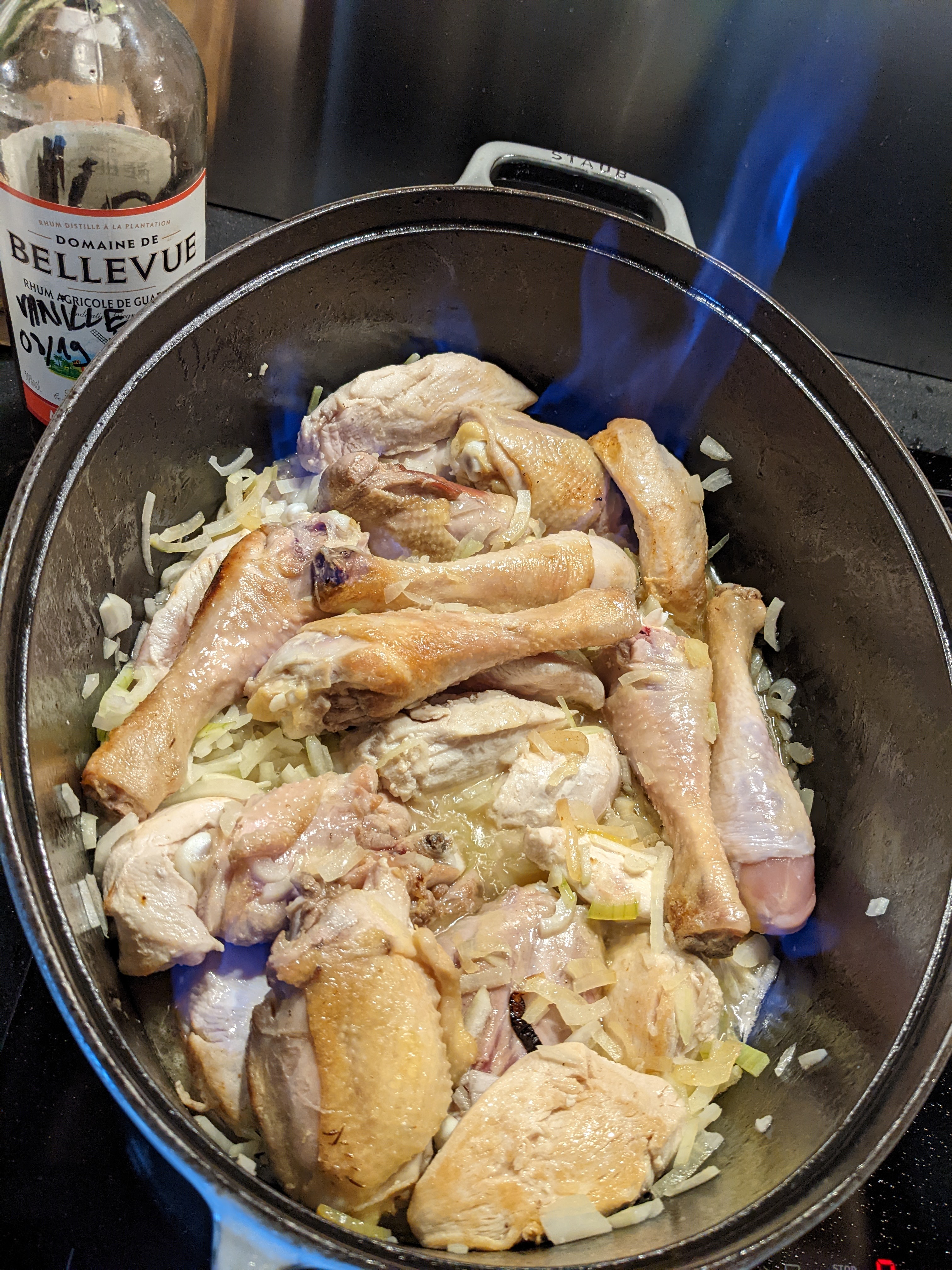 Poulet a la vanille et au rhum flambé
